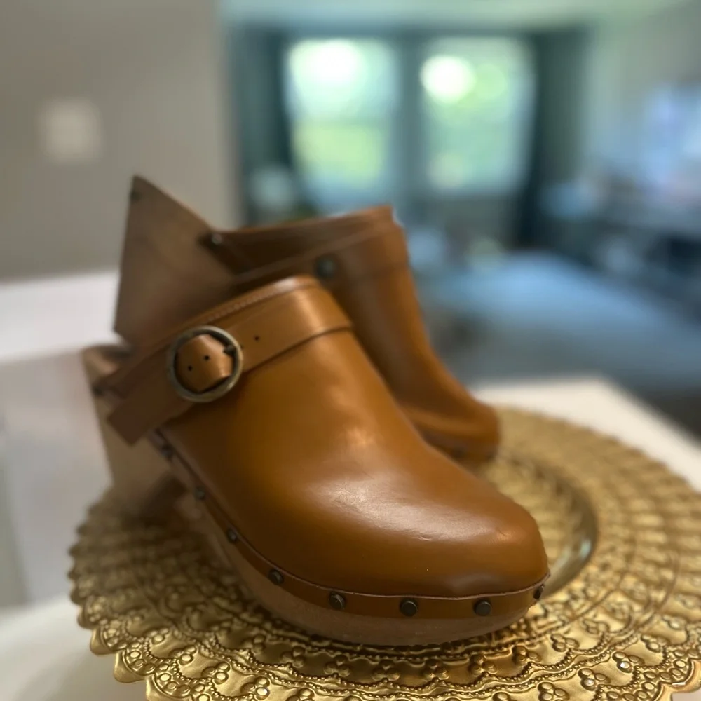 Isabel Marant Étoile Brown Leather Studded Wooden Clogs – Size 39 (US 8.5–9) - Picture 2 of 10